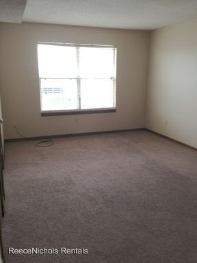 Foto del edificio - 803 Saddlewood St