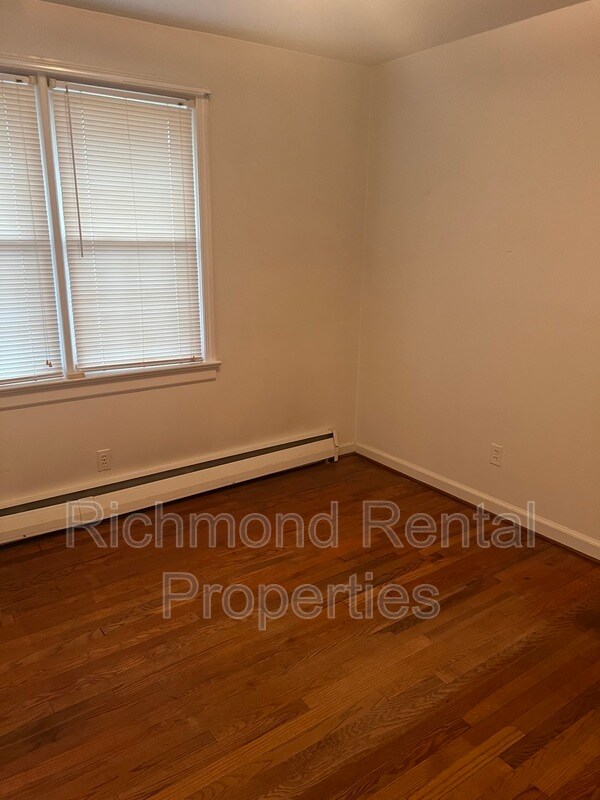 Foto del edificio - 2520 Farrand St