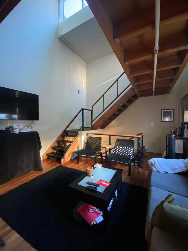 Building Photo - 175 Bluxome St