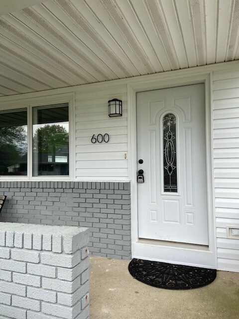 Foto del edificio - 600 Marlboro Rd