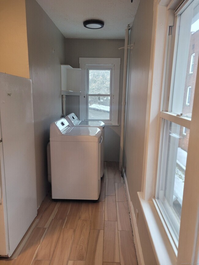 Foto del edificio - 544 Franklin Ave