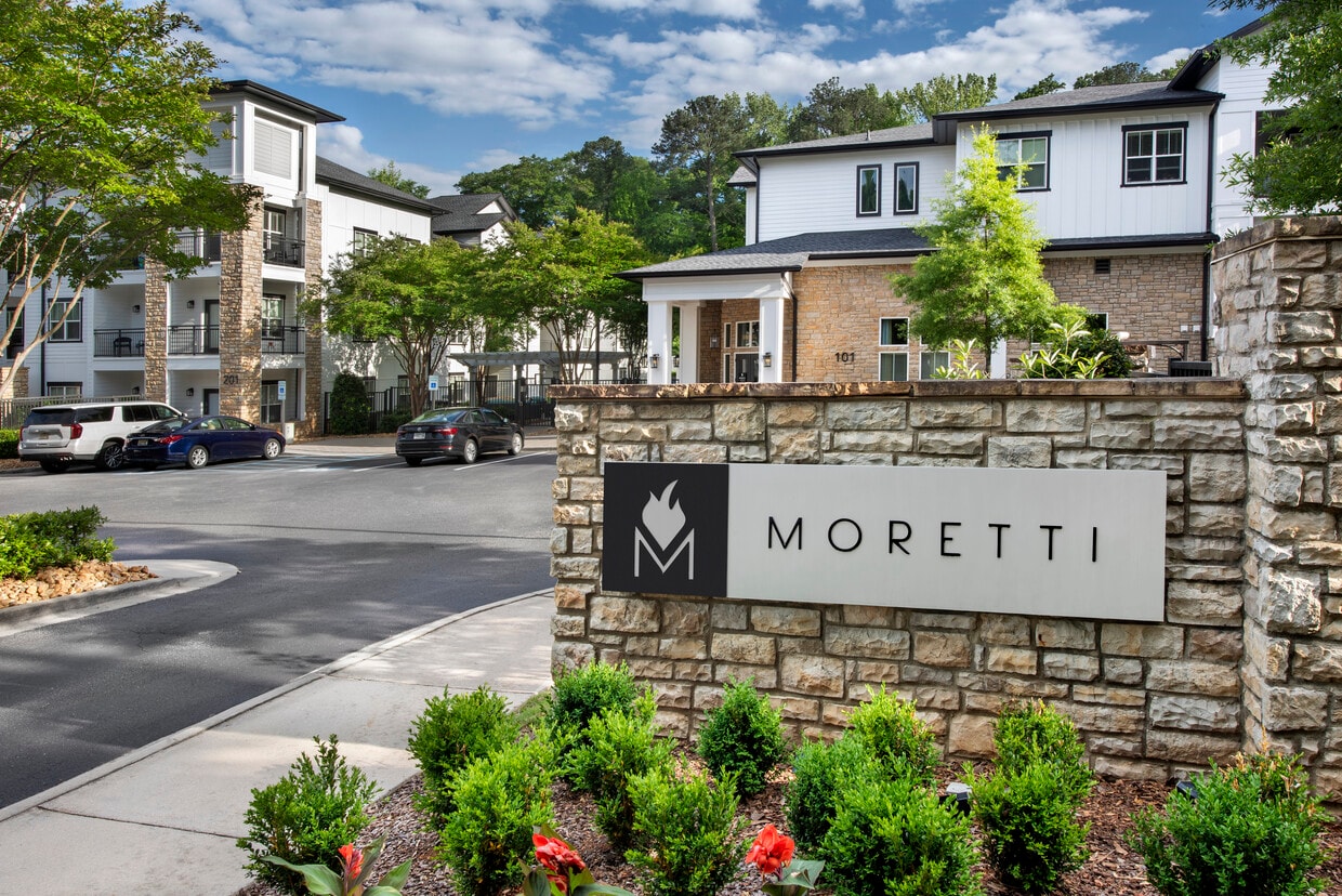 Building Photo - Moretti