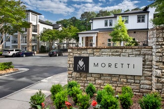 Building Photo - Moretti