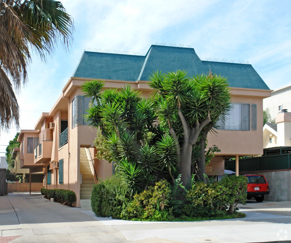 Foto del edificio - 3655 Cardiff Ave