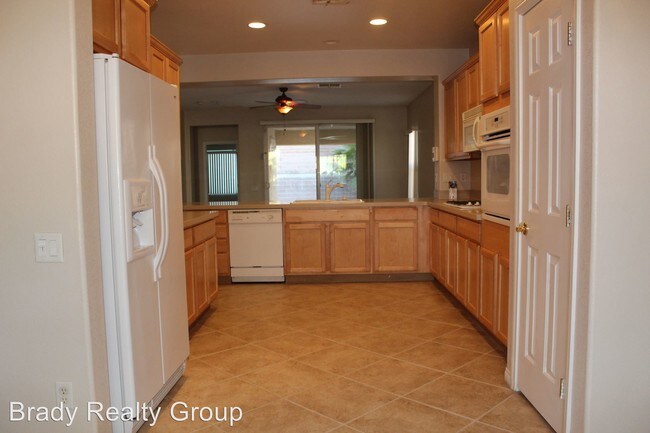 Building Photo - 3 br, 2 bath House - 3403 Ridge Meadow Street