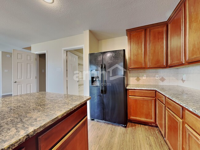 Building Photo - 17022 Sperry Landing Dr