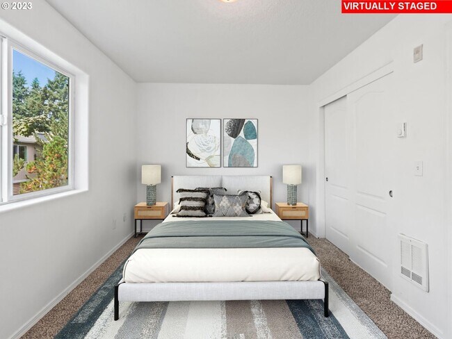 Foto del edificio - 2 bedroom 1.5 bath Condo! Washer and Dryer...
