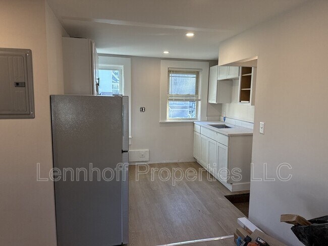 Photo - 31 Hilton St Apartment