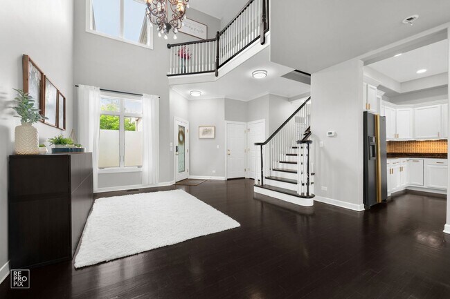 Building Photo - Custom Designed Townhome in the Maison Du Compte neighborhood!