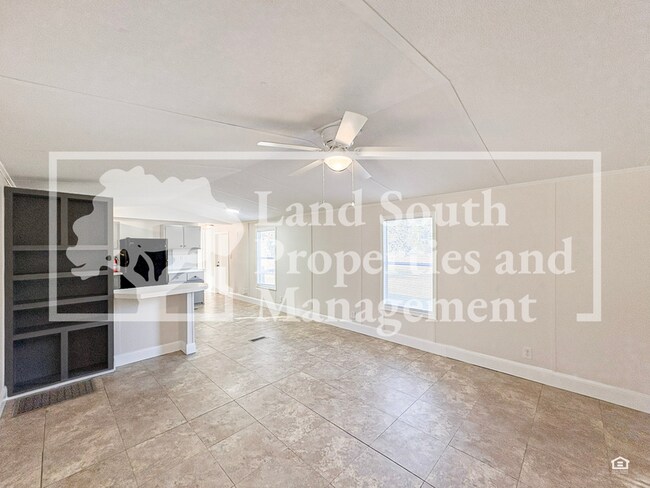 Foto del edificio - 1977 Meadow Oak Cir