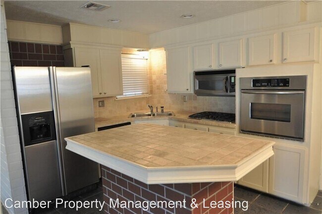 Building Photo - 3 br, 2 bath House - 10416 Lakeside Drive