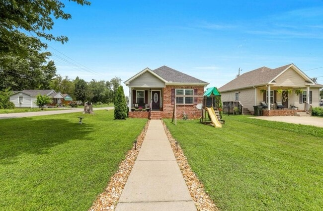 Foto del edificio - 397 W McGlothlin St