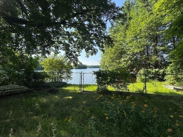 Foto principal - 6 Oak Ridge Rd