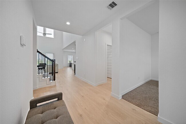 Foto del edificio - 3815 Pierce Pl Ln
