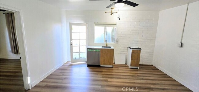 Foto del edificio - 5747 Jefferson Ave