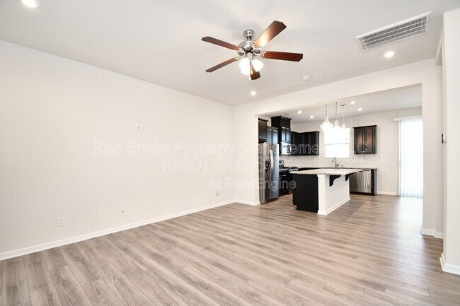 Foto del edificio - 1227 Southern Sugar Dr