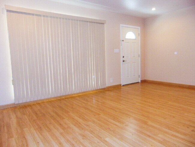 Building Photo - Desirable Home in the Mission San Jose Are...