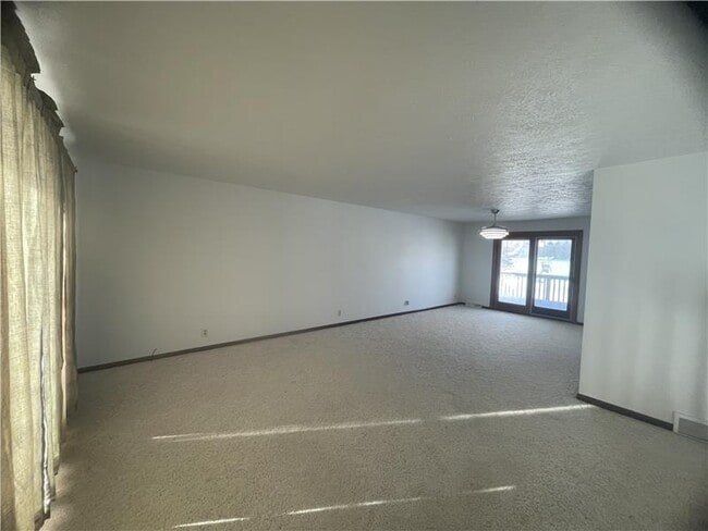 Building Photo - 820 Colliers Way