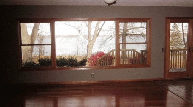 Building Photo - 2485 Independence Rd