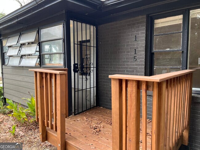 Foto del edificio - 1215 Westview Dr SW