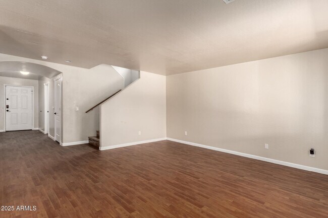 Building Photo - 5722 S 240th Dr