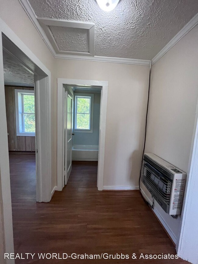 Building Photo - 2 br, 1 bath House - 9311 Morgan Street