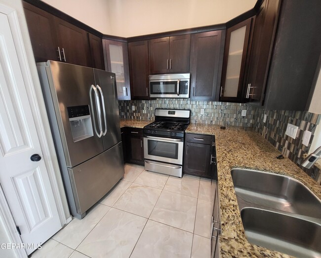 Building Photo - 14753 Ava Leigh
