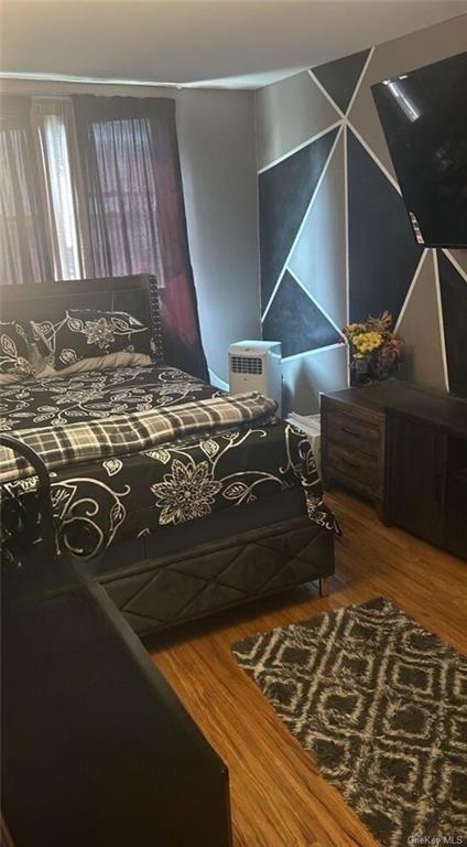 Foto del edificio - 13 McLaughlin Ave