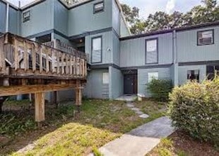 Building Photo - 717 SW 75th St