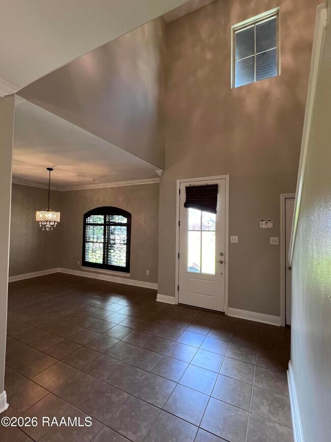 Foto del edificio - 100 Cautillion Dr