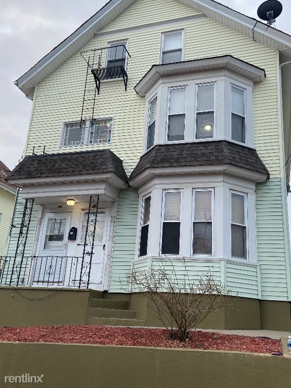48 Highland St, Pawtucket, RI 02860 Apartment for Rent in Pawtucket