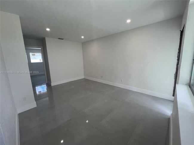 Building Photo - 5300 NW 25th Ave