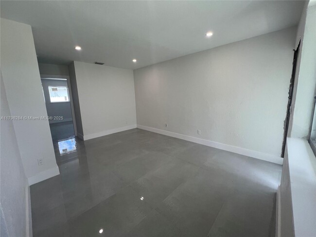 Building Photo - 5300 NW 25th Ave