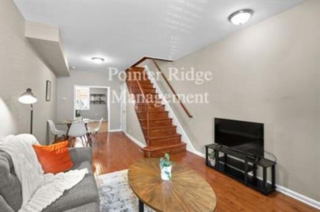 Building Photo - 155 N Streeper St