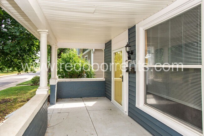 Building Photo - Your new dream home nestled in the heart o...