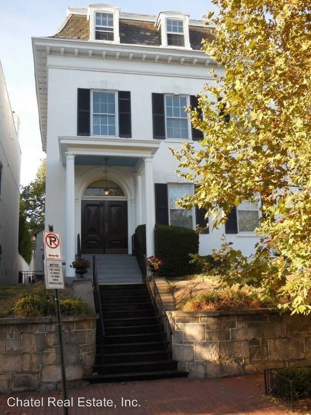 Primary Photo - 3241 N St NW