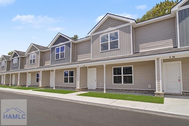 Building Photo - 20-B1 Frasier Ln SW