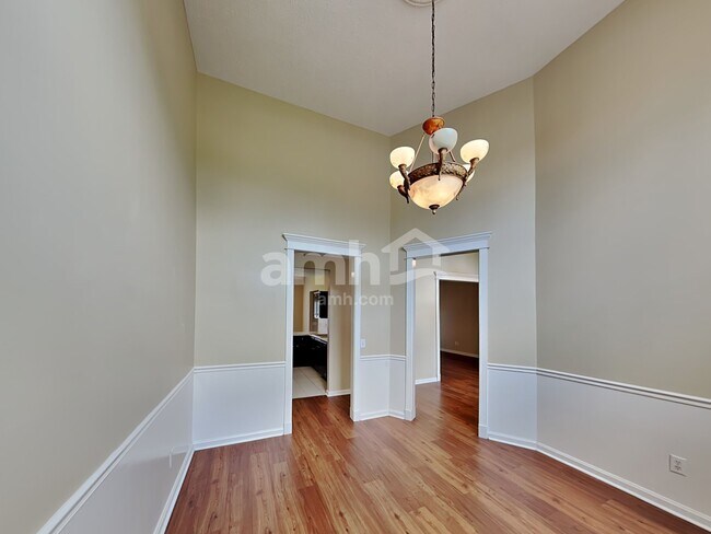 Foto del edificio - 210 Fox Hunt Ln