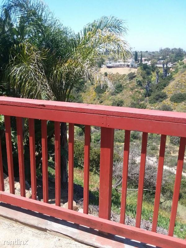 Foto del edificio - 5 br, 3 bath House - 2468 Bartel Pl, San D...