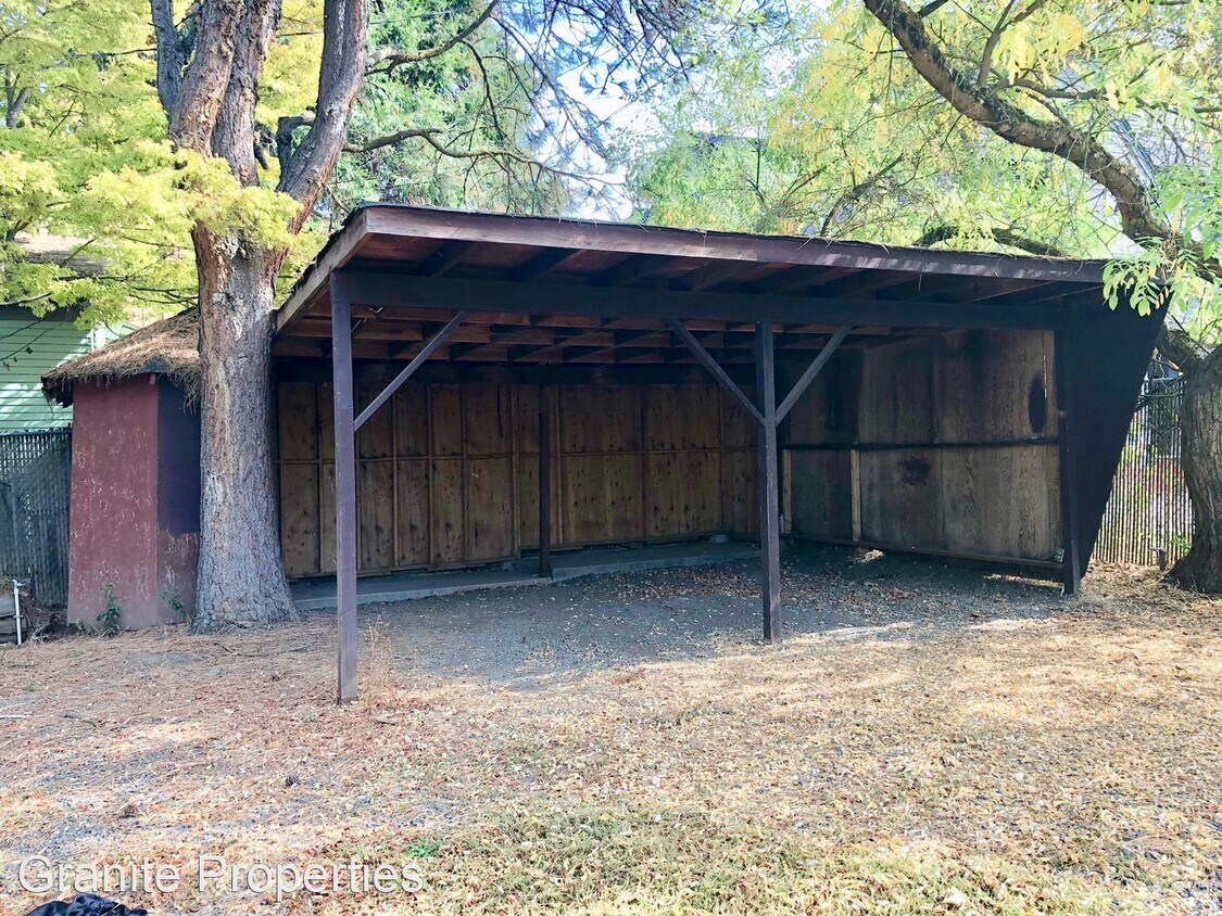 Primary Photo - 2 br, 2 bath Apartment - 718 E 18th Ave
