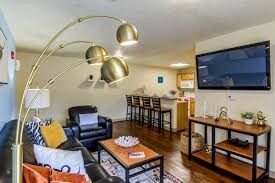 Building Photo - 500 Koehler Dr