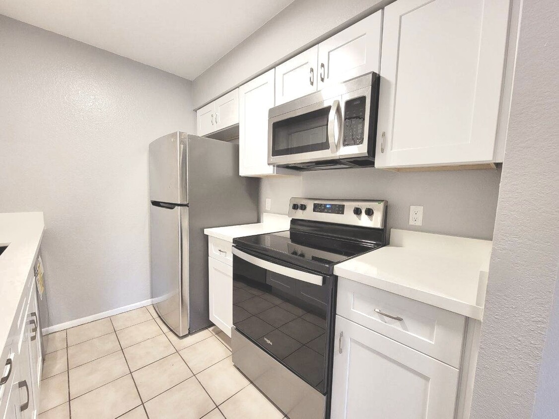 Photo - 2704 North Salem, Unit 102