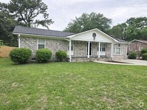Building Photo - 4717 Lysa Ave