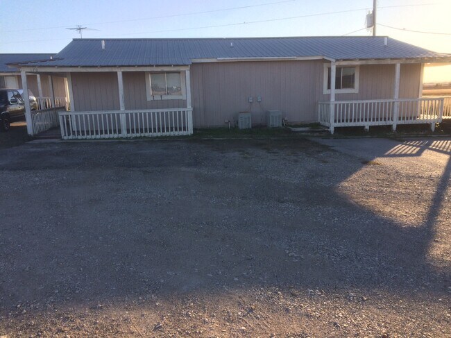 Building Photo - 158 Stockmen Ln