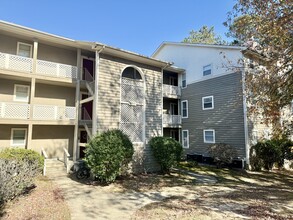 Building Photo - 1006 Brookhollow Dr