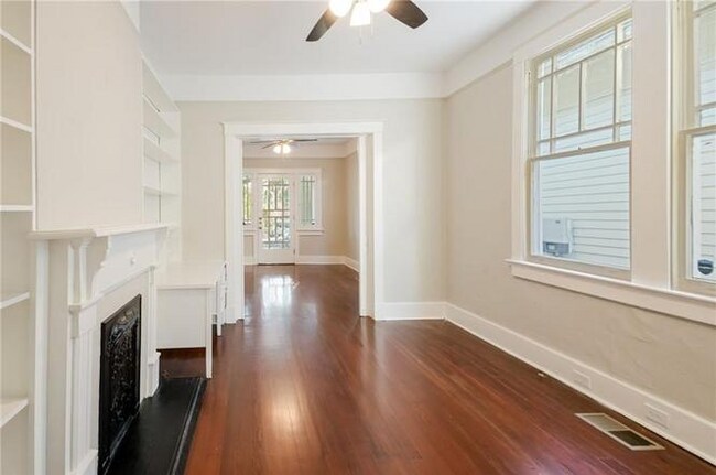 Foto del edificio - 7711 Sycamore St