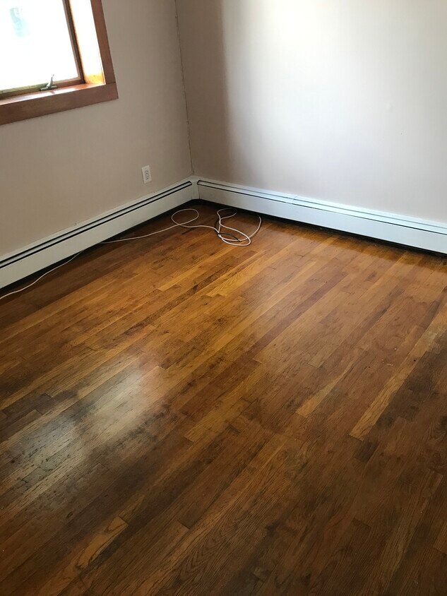 Foto principal - 1700 76th St