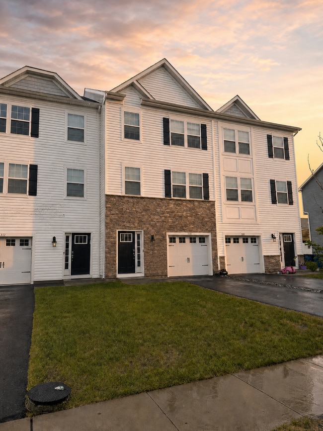 Building Photo - 310 Mantoloking Dr