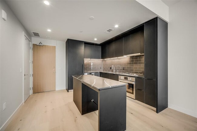 Foto del edificio - 44 East Ave