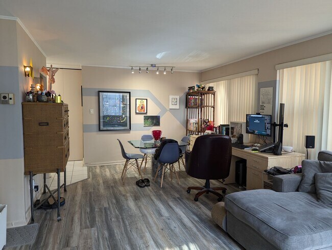 Foto del edificio - Incredible 1b1b in downtown Streeterville prime location